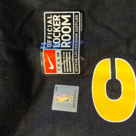 The Nike Tee | '21-'22 NBA Champs Tee Size XL NWT - Picture 4 of 6